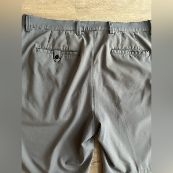 Greg Norman Microlux Gray Golf Shorts SZ 36 - Picture 5 of 5